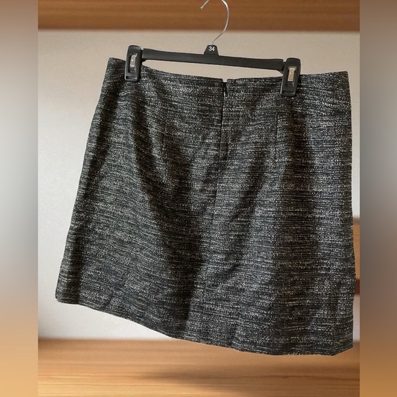 LOFT Black and Gray Tweed Mini Skirt - Picture 3 of 10